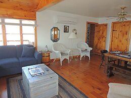 Angel Rock Waterfront Cottages and Vacation Homes