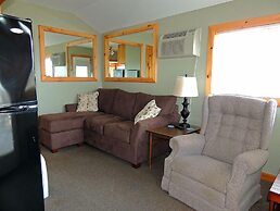 Angel Rock Waterfront Cottages and Vacation Homes