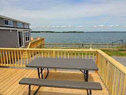 Angel Rock Waterfront Cottages and Vacation Homes