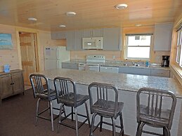 Angel Rock Waterfront Cottages and Vacation Homes