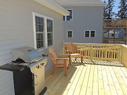 Angel Rock Waterfront Cottages and Vacation Homes