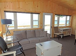 Angel Rock Waterfront Cottages and Vacation Homes