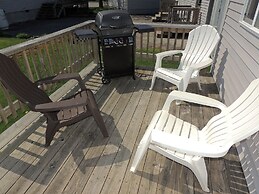 Angel Rock Waterfront Cottages and Vacation Homes