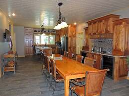 Angel Rock Waterfront Cottages and Vacation Homes