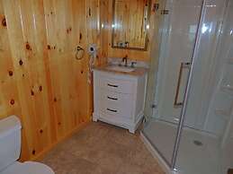 Angel Rock Waterfront Cottages and Vacation Homes