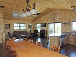 Angel Rock Waterfront Cottages and Vacation Homes