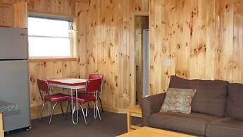 Angel Rock Waterfront Cottages and Vacation Homes