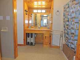 Angel Rock Waterfront Cottages and Vacation Homes