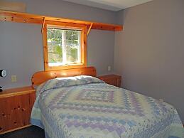 Angel Rock Waterfront Cottages and Vacation Homes