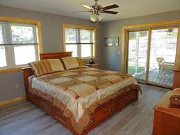 Angel Rock Waterfront Cottages and Vacation Homes