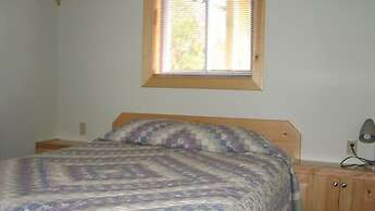 Angel Rock Waterfront Cottages and Vacation Homes