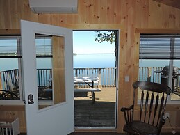 Angel Rock Waterfront Cottages and Vacation Homes