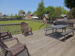 Angel Rock Waterfront Cottages and Vacation Homes