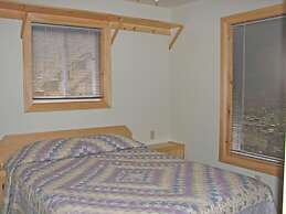 Angel Rock Waterfront Cottages and Vacation Homes