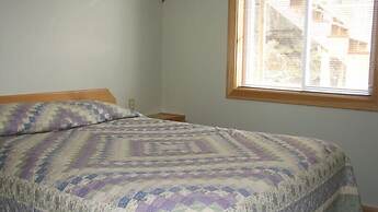 Angel Rock Waterfront Cottages and Vacation Homes