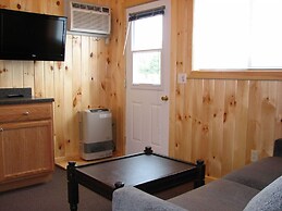 Angel Rock Waterfront Cottages and Vacation Homes