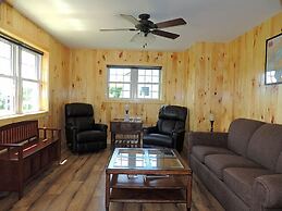 Angel Rock Waterfront Cottages and Vacation Homes