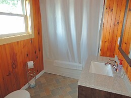 Angel Rock Waterfront Cottages and Vacation Homes