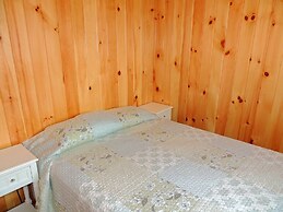 Angel Rock Waterfront Cottages and Vacation Homes