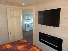 Angel Rock Waterfront Cottages and Vacation Homes