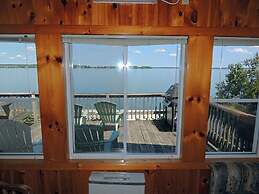 Angel Rock Waterfront Cottages and Vacation Homes