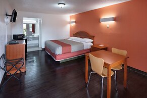 Motel 6 Montgomery, AL - Coliseum