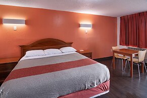 Motel 6 Montgomery, AL - Coliseum