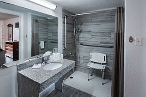 Motel 6 Montgomery, AL - Coliseum