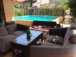 Teeraya Boutique Guesthouse - Hostel