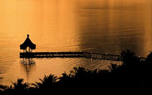 Canareef Resort Maldives