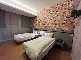 Military 75 Hotel