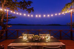 MO River House