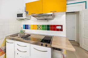 Amber Gardenview Studios