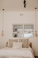 107 Dorpstraat Boutique Hotel