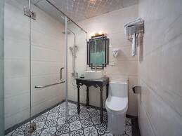 Hanoi Chic Boutique Hotel