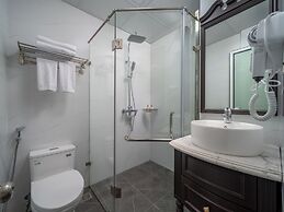 Hanoi Chic Boutique Hotel