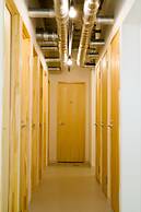 Hostel and Dining Tanga Table