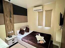 Hotel 99 Quiapo Manila