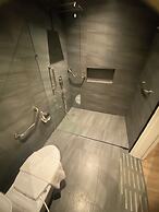 Luisita Central Park Hotel