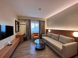 Luisita Central Park Hotel