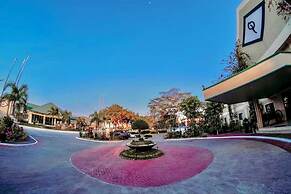 Luisita Central Park Hotel