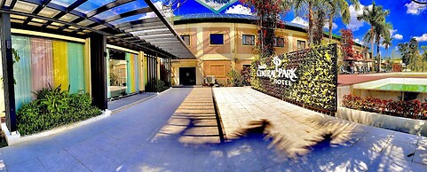 Luisita Central Park Hotel