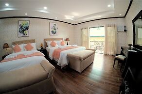 Luisita Central Park Hotel