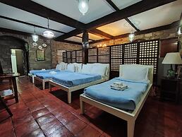 Paradores Del Castillo