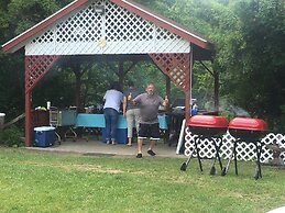 Echo Valley Cottages