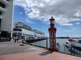 Princes Wharf Grace Apartment