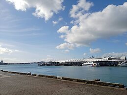 Princes Wharf Grace Apartment