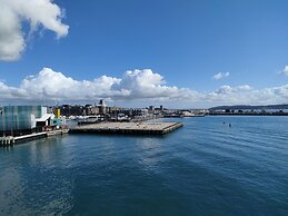 Princes Wharf Grace Apartment