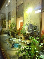 Taoyuan Hua Yue Hotel