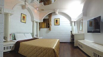 Taoyuan Hua Yue Hotel